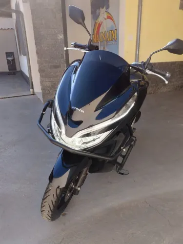Honda PCX 2019 (baixa km)