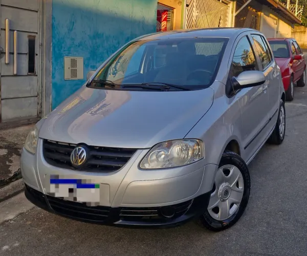 Volkswagen Fox Plus 1.0mi/ 1.0mi Total Flex 8V 4P 2010