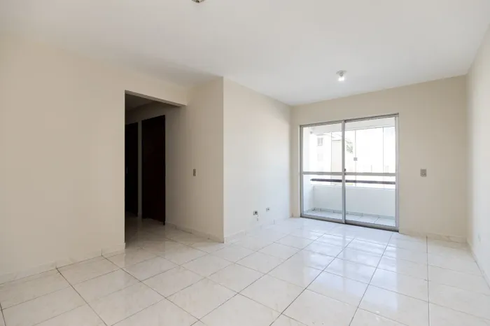 Apartamento para alugar com 3 quartos no Cajuru em Curitiba