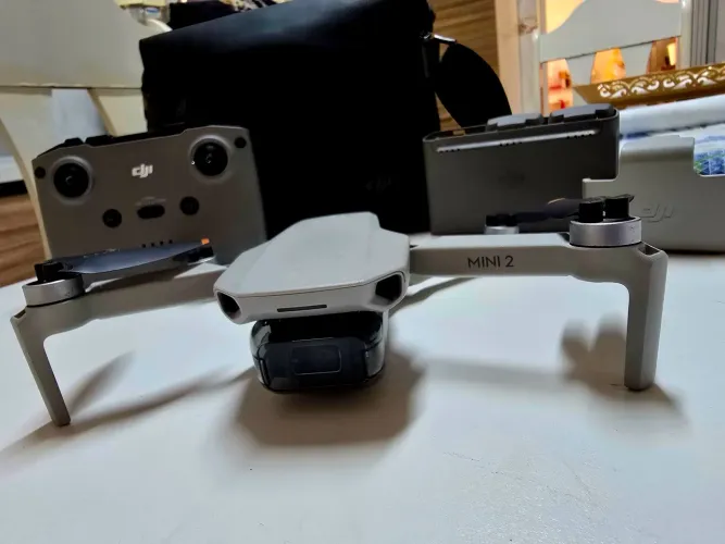 Drone Dji mini 2 (fly more)