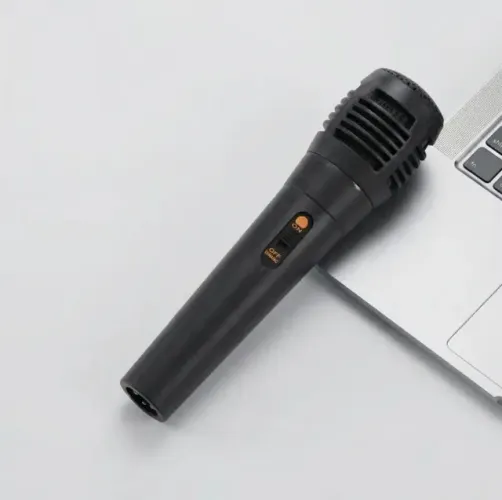 Microfone com Fio de 3 Metros Novo