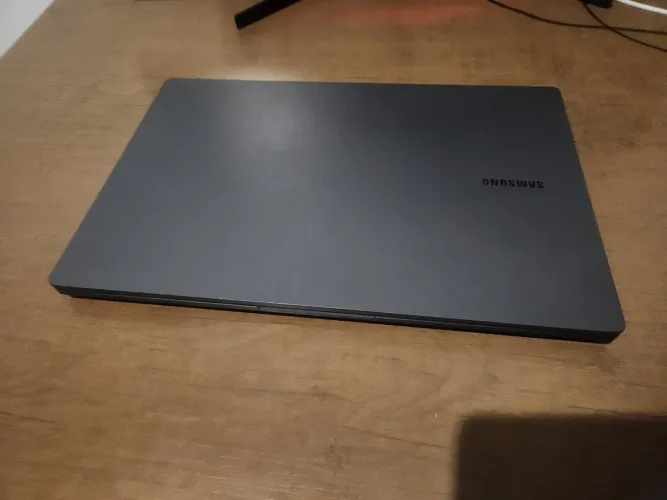 Samsung Galaxy Book2 - i5 12th - 16GB - SSD 256GB - HDD 1TB - Bateria NOVA