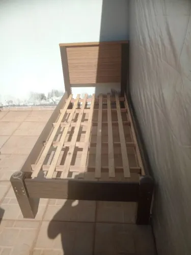 Cama Solteiro Ótimo Estado ( 3 x sem juros pela OLX)