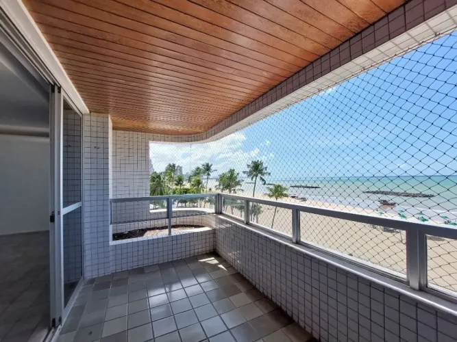 Apartamento de 3 quartos para locação em Candeias.