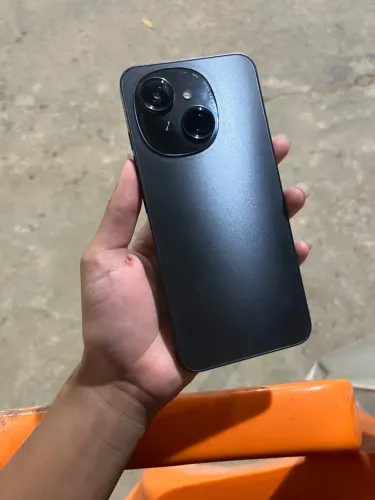 Tecno spark go 1