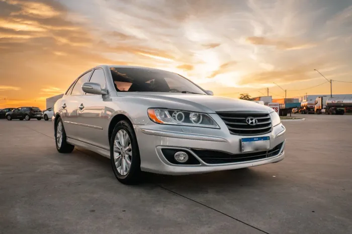 Hyundai Azera GLS 3.3 V6 24V 4P Aut. 2011