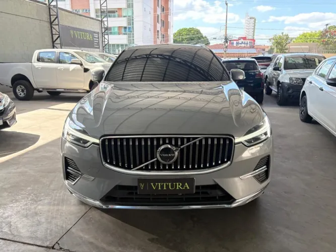 Volvo XC 60 T-6 Inscription 2.0 FWD 5P 2024