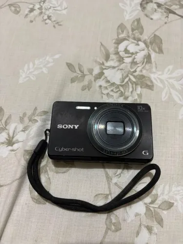 Camera Sony Cyber-shot DSC-w690