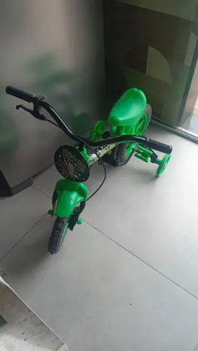 Vendo bicicleta 2 meses de uso aro 12