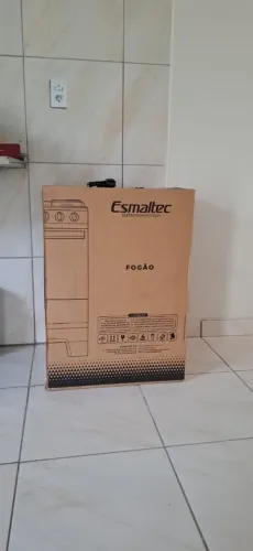 Pra vender logo. Fogão novo 4 bocas esmaltec R$ 500,00. Nunca usado. Lacrado na caixa