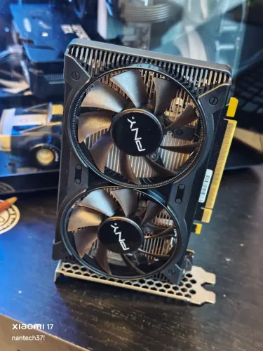 Placa de Vídeo PNY GeForce GTX 1650 4GB GDDR6