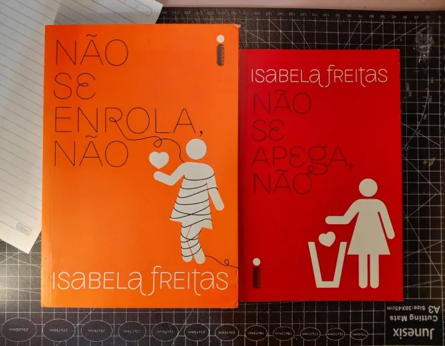 Combo Isabela Freitas<br>Não se enrola não<br>Não se apega não
