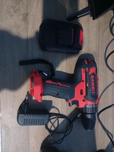 Furadeira automatica