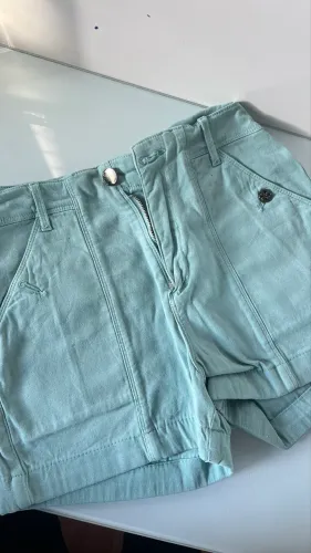 Short jeans verde