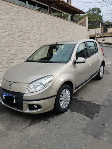 Renault Sandero Privilège Hi-flex 1.6 16V 5P AUT 2012