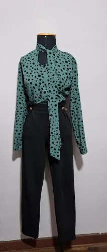 Conjunto Shein Tam M-38
