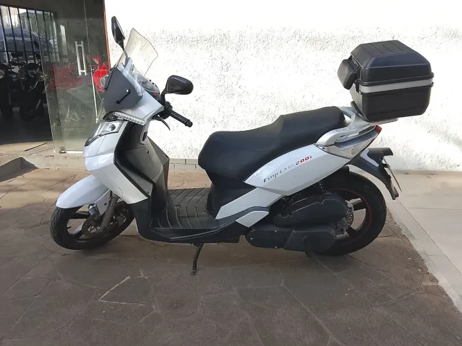 DAFRA CITY CLASS 200 APENAS 18.000KM AC TROCAS 