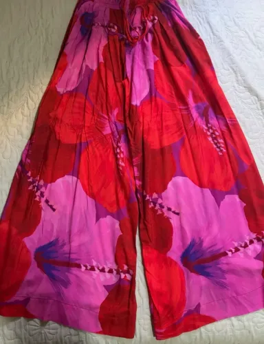 Calça pantalona estampada Farm