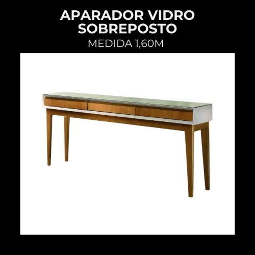 Aparador de madeira com tampo de vidro