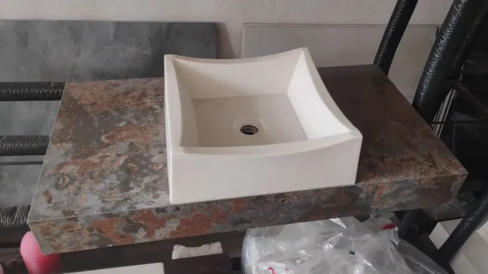 Pia de Porcelanato 86x45 com Cuba de sobrepor 