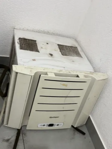 Vendo ar condicionado Springer 7500 BTUs 220v
