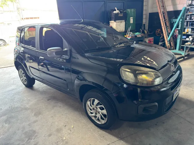 Fiat Uno Attractive 1.0 EVO Fire Flex 8V 5P 2015