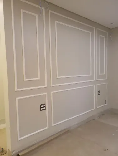 Instalação de Boiserie (Rodameio) material e mão de obra, moldura em paredes