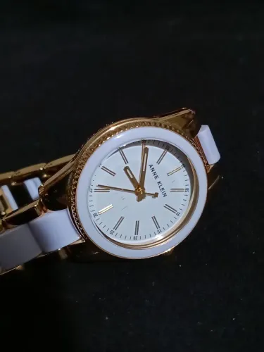 RELÓGIO FEMININO DA GRIFE ANNE KLEIN PESQUISEM NO GOOGLE.