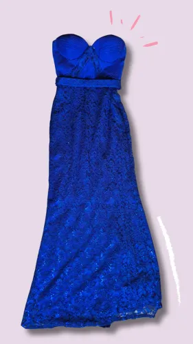 Vestido longo azul em renda e brilho