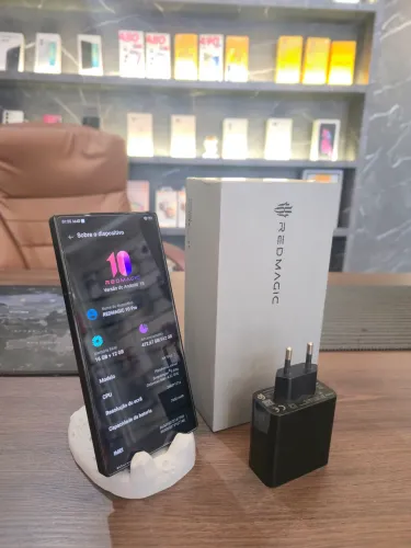 REDMAGIC 10 PR0 5G.  512GB/ 28 RAM ( TROCO )