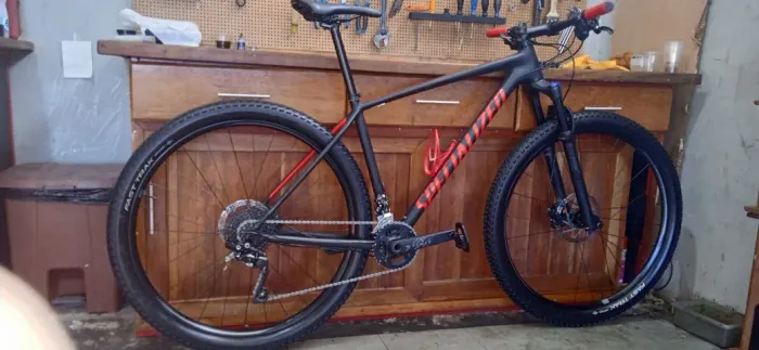 bicicleta specialized chisel 2018