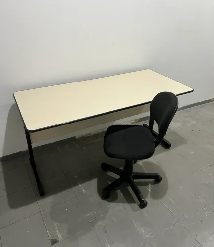 Kit Mesa Escritório + Cadeira com Rodinhas