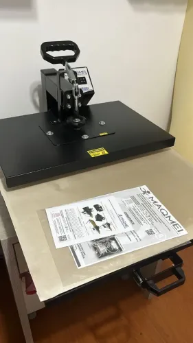 Prensa Plana de Gaveta (DTF) MAQmei Pouquíssimo usada. Estado de nova!