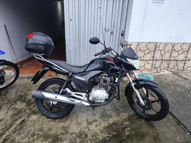 Vende-se moto cg titan 
