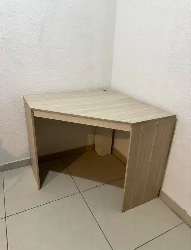 Mesa para escritório ( Tok&Stok )