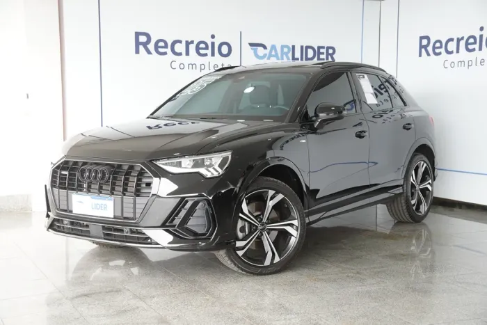 Audi Q3 Perf. Black 2.0 TFSI Tiptr. Quattro 2025