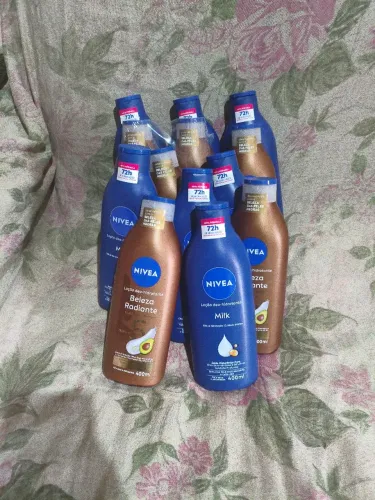 Loções deo-hidratantes Nívea 400ml.