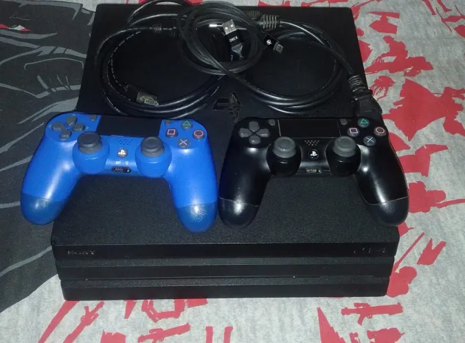 PS4 PRO A VENDA