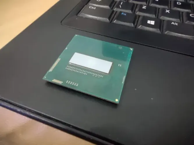 Processador Intel Core i7 4700mq 3.4 Ghz p/ notebook