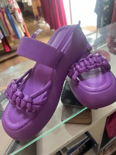 Sandália estilo Melissa - 37/38
