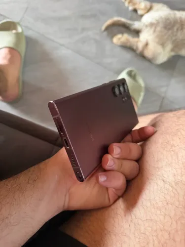 S22 ultra 12GB RAM 256GB