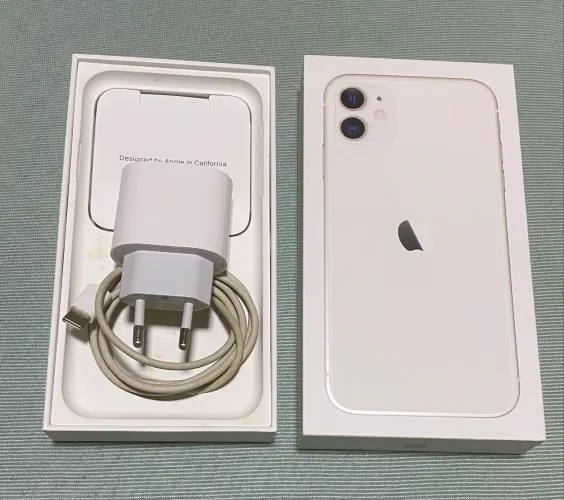 iPhone 11