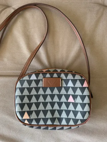 Bolsa Triangle schutz nunca usada