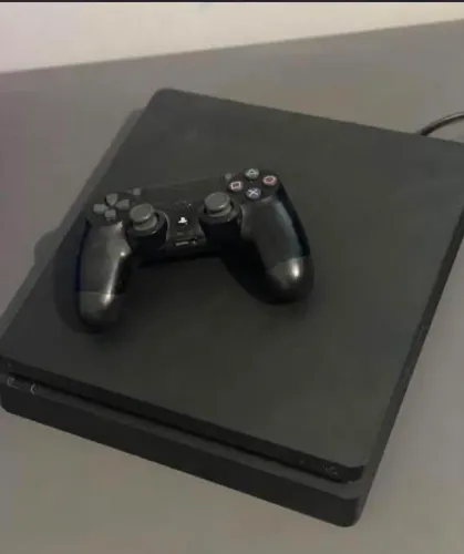 PS4 SLIM 1TB EXCELENTE ESTADO!! + 1 CONTROLE + 2 JOGOS