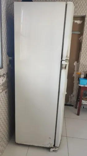 Vende-se Geladeira Consul conservada