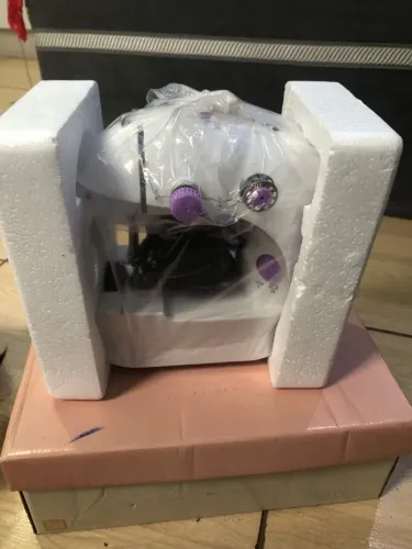 Mini Máquina de Costura Portátil 