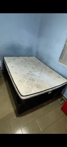 CAMA SEMI-NOVA!