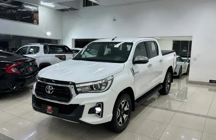 Toyota Hilux CD SRX 4X4 2.8 TDI 16V Diesel Aut. 2019
