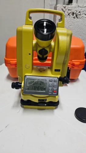 Topógrafo DT-2A