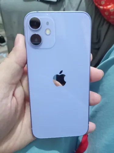 iPhone 12 mini 64 gigas vendo ou troco . 